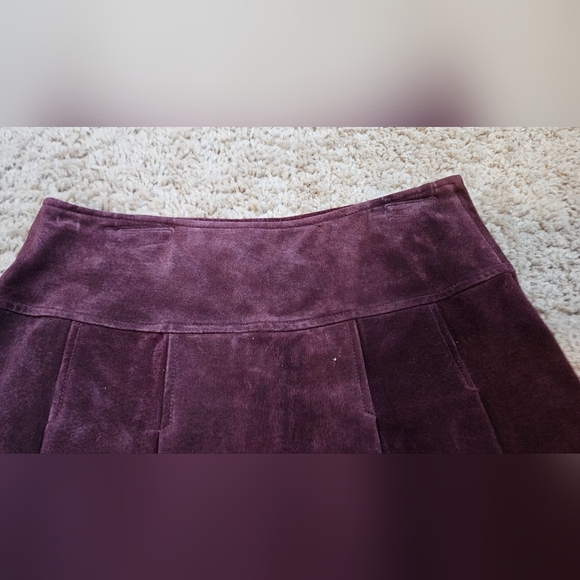 Vintage WILSON’S LEATHER Genuine Suede Mini Skirt – NWT Plum (Size 2) - Picture 8 of 11